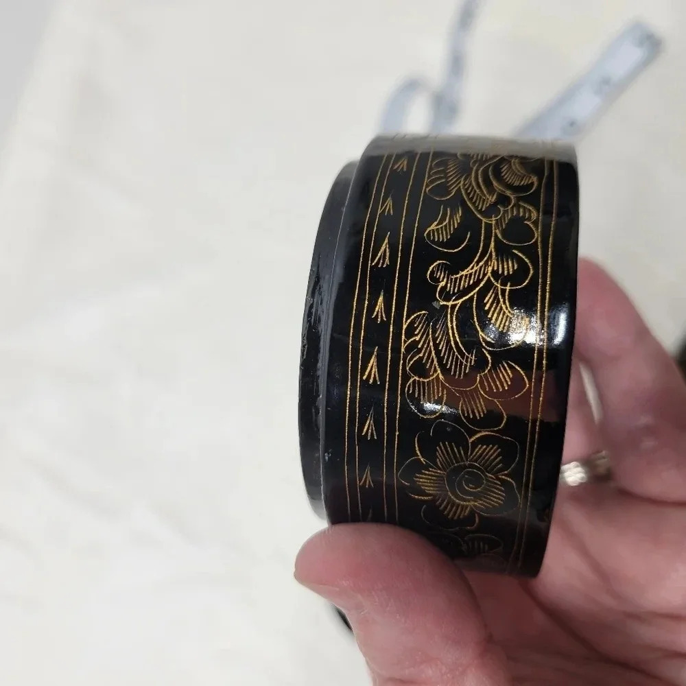 SOLD                  Hand-Painted Ornate Jewelry Wood Paper Mache Trinket Box - - Picture 14 of 16